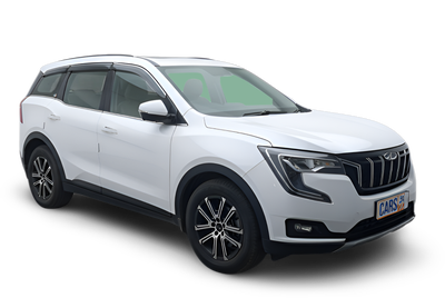 Mahindra XUV700-img